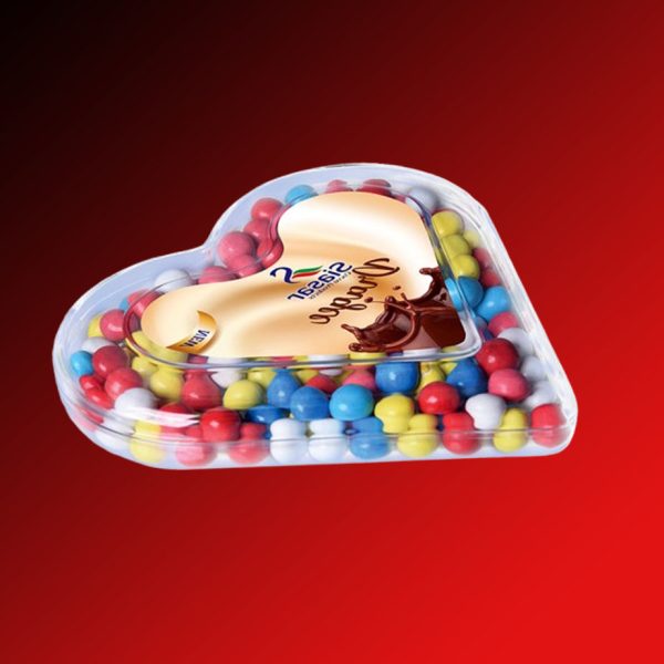 دراژه قلبی رنگی با مغز بیسکوئیت